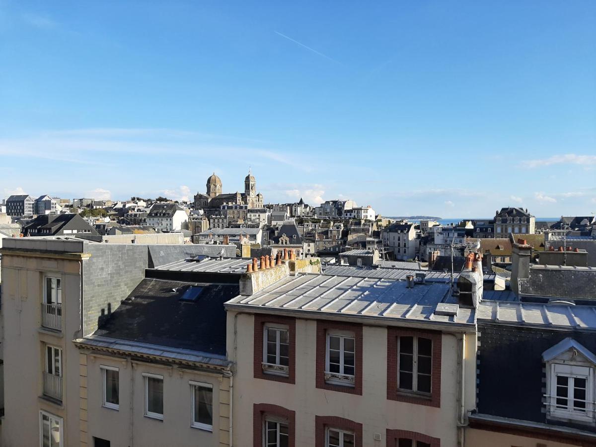 Le Petit Michelet Lägenhet Granville Exteriör bild
